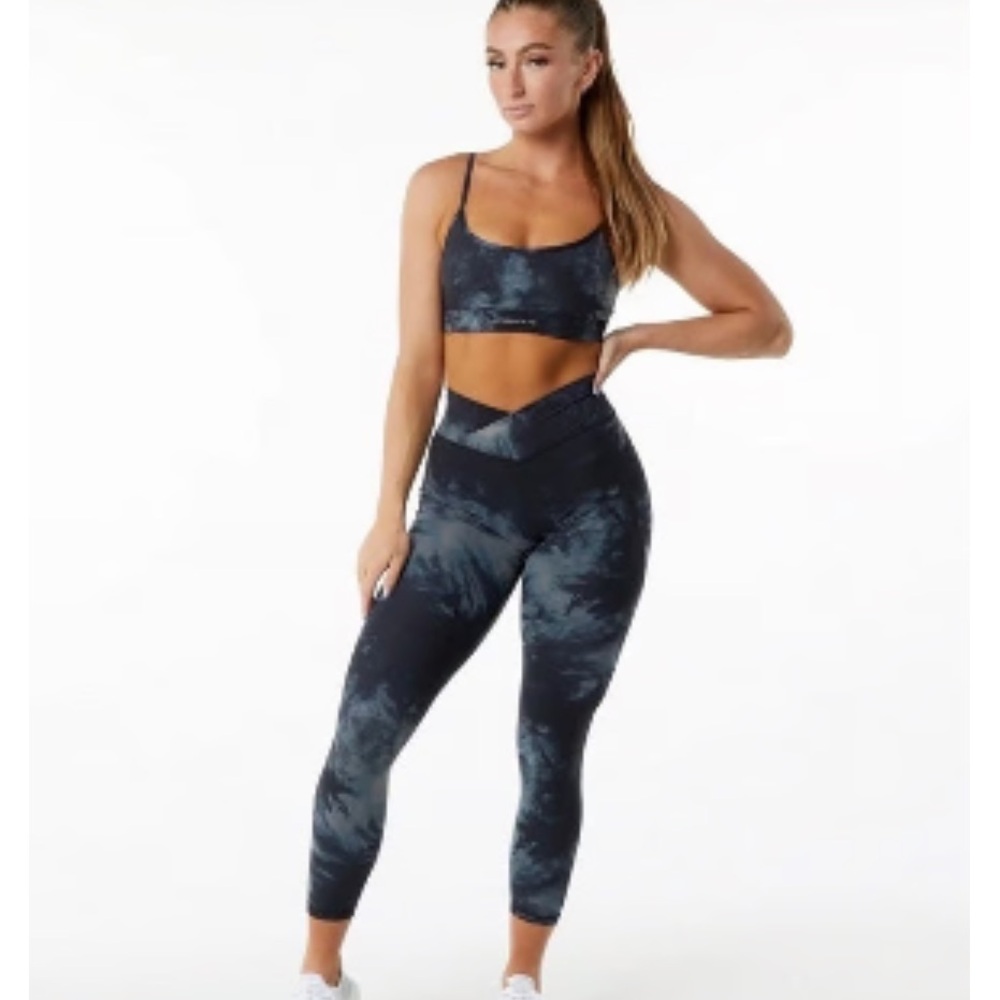 Alphalete Black Oil Leggings